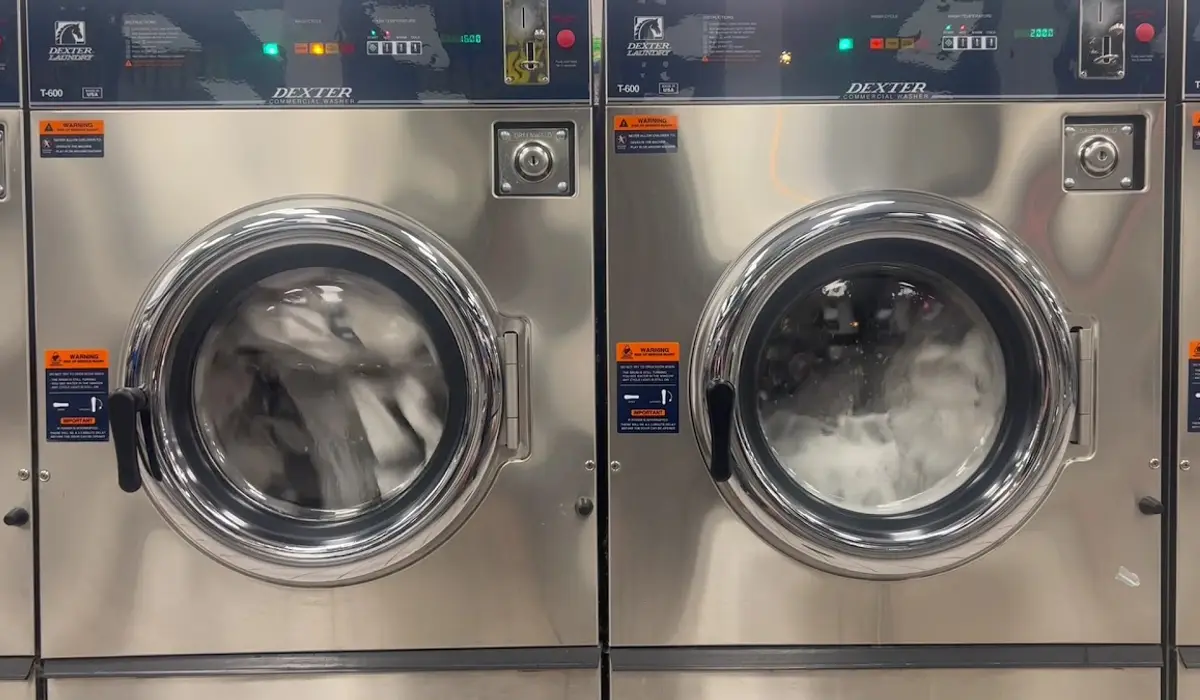 Commercial washing machines at Scrub A Dub — see what your laundry would cost